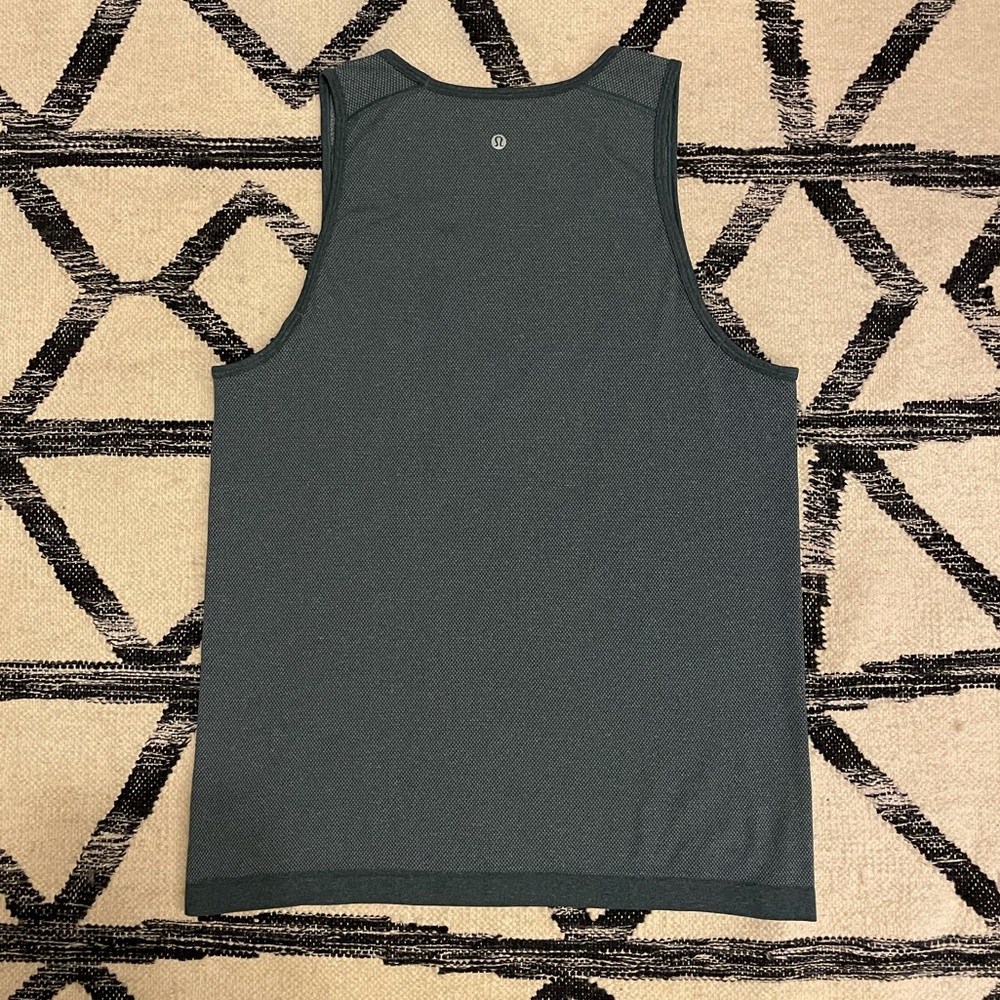 Lululemon Metal Vent Tank - Medium, Green